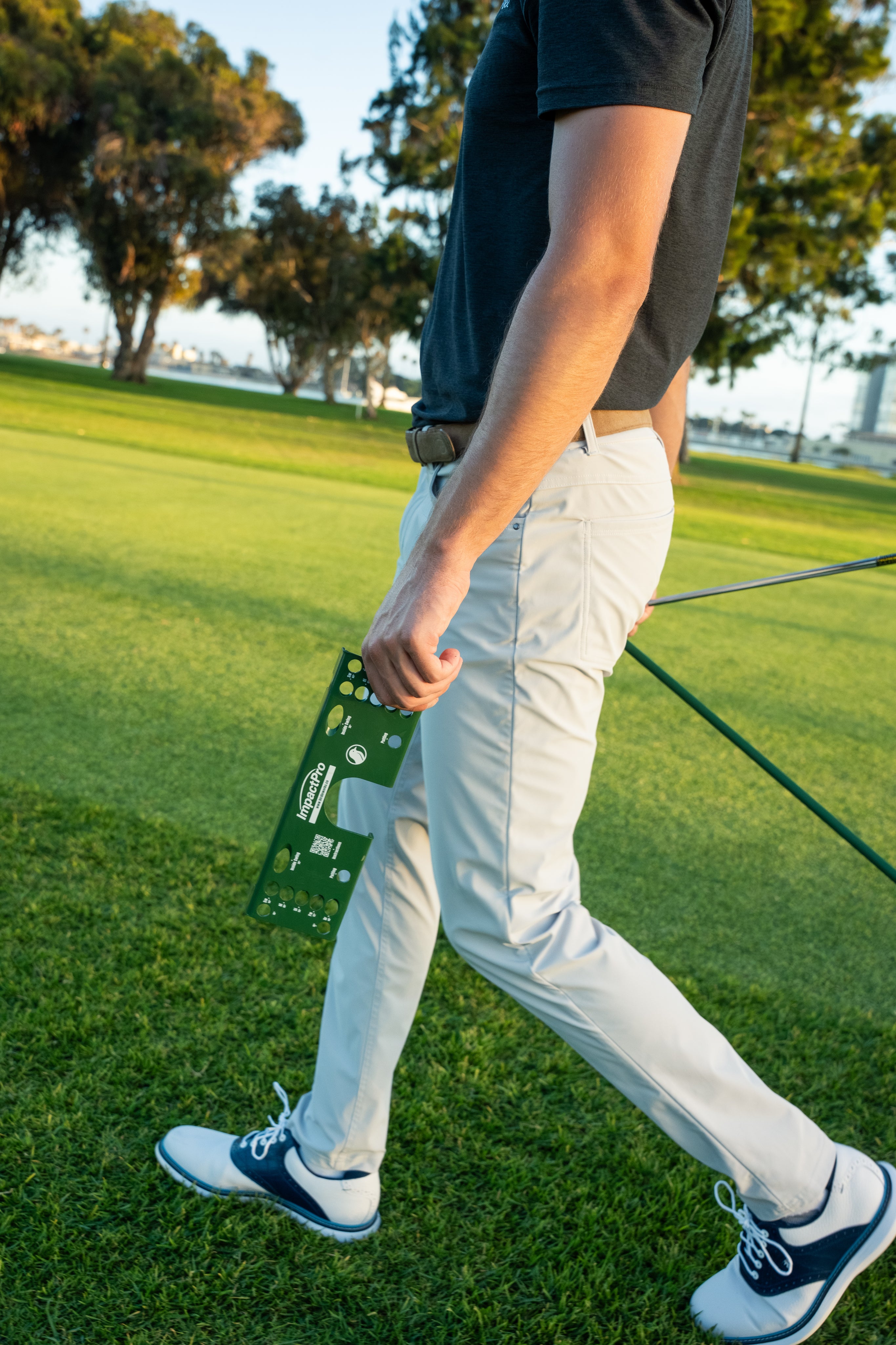 Portable golf training aid.